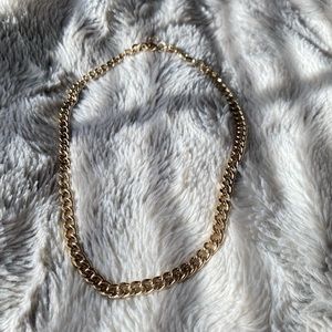 Gold chain necklace